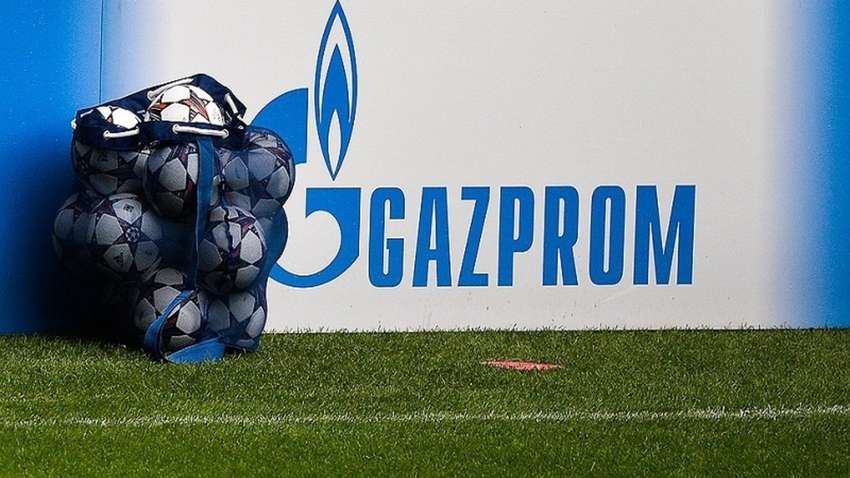 Від УЄФА вимагають відріктися від основного спонсора: причиною стало військове вторгнення Росії в Україну Від УЄФА вимагають відріктися від основного спонсора: причиною стало військове вторгнення Росії в Україну