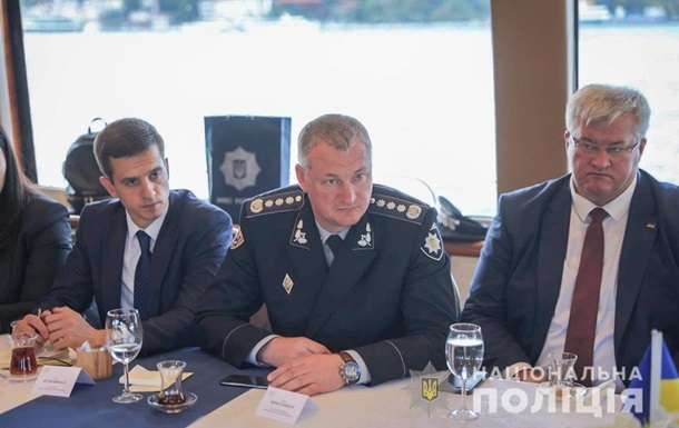 Україна попросила Туреччину видати 90 осіб