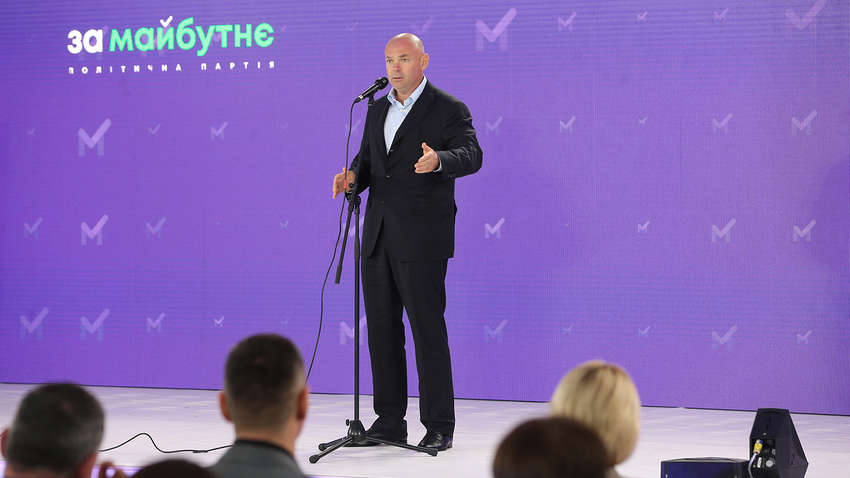 Игорь Палица: «Кредиторы запретили Украине снижать налоги»