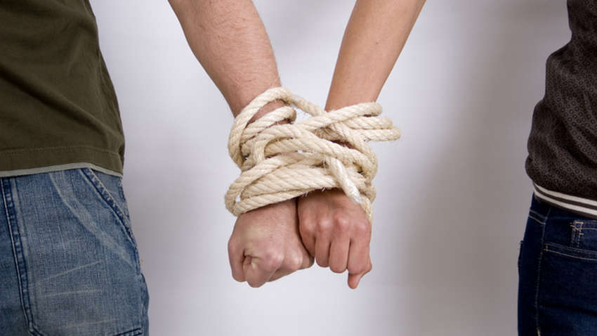 Как выбраться из созависимых отношений: три способа 