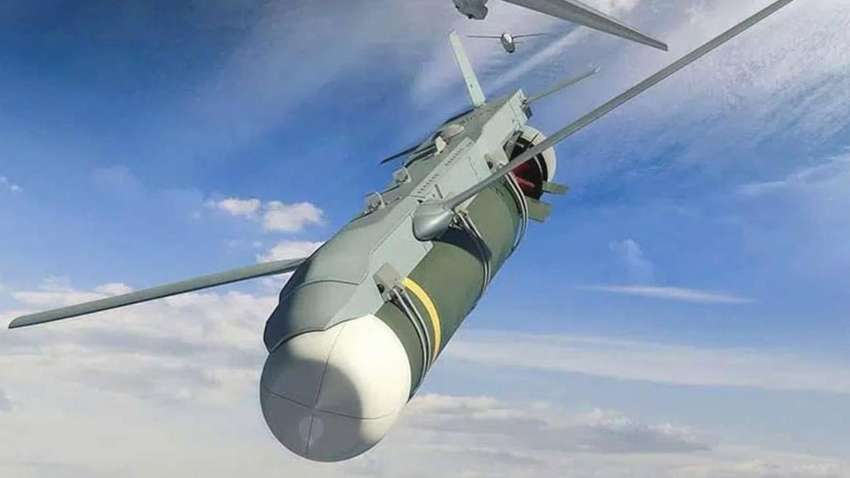 Україна використала на полі бою "розумну бомбу" JDAM Україна використала на полі бою "розумну бомбу" JDAM