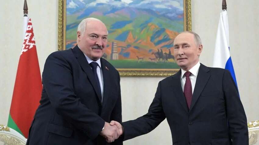 Давление Путина на Лукашенко достигло апогея: озвучен громкий прогноз нового наступления на Киев