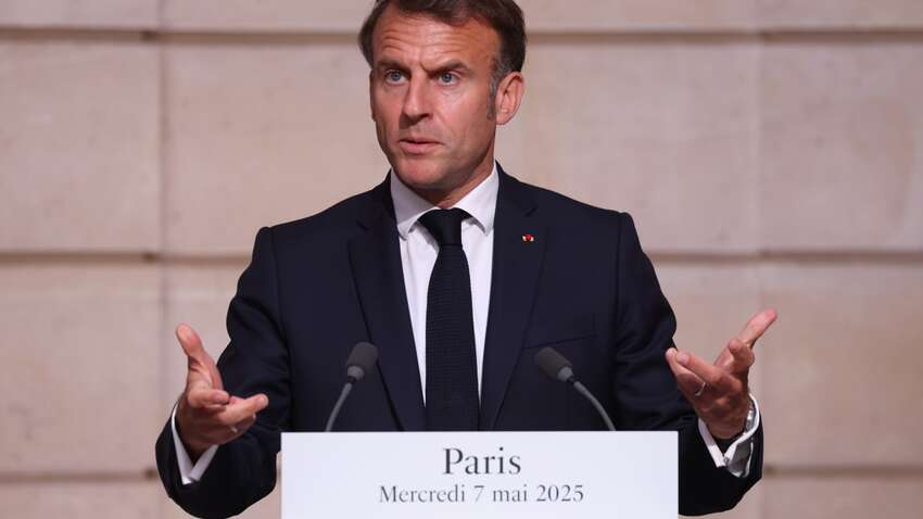 Макрон заявил, что произойдет, если режима прекращения огня со стороны России не будет Макрон заявил, что произойдет, если режима прекращения огня со стороны России не будет