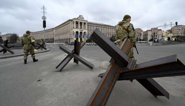 Подготовка к блокаде: на сколько Киеву хватит продуктов