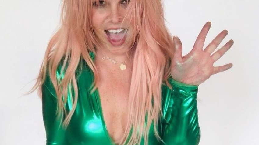 «Не ношу стрінги": Бритні Спірс показала фанатам сідниці