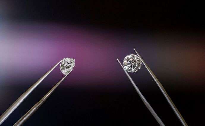 ЕС просят отложить новые санкции против РФ: кто вступился за российские алмазы ЕС просят отложить новые санкции против РФ: кто вступился за российские алмазы