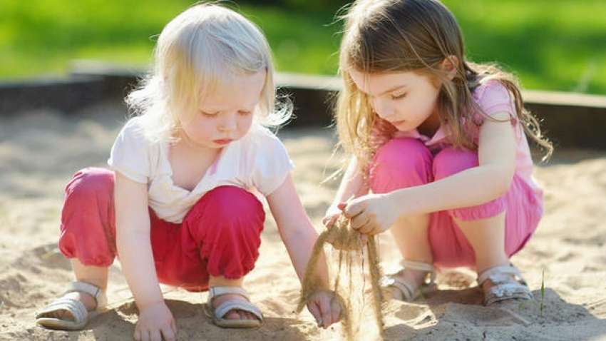 Как вести себя с чужими детьми, которые капризничают  