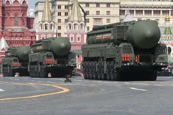 Мир на грани пропасти: есть ли еще шанс помешать Путину применить ядерное оружие в Украине