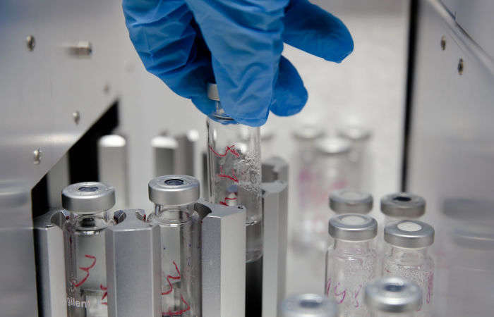 Ученые рассказали, какими будут следующими COVID-штаммы после "Омикрона"