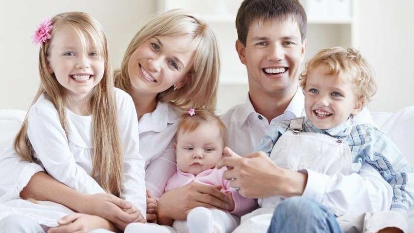 Кабмін спростив отримання допомоги на дітей