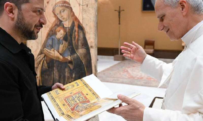 Зеленський подарував Папі Римському особливу ікону (ФОТО)