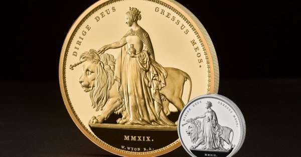 У Британії виготовили золоту монету вагою в 5 кг