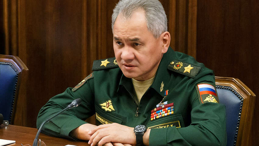 Кремль отстранил до 40% российских генералов, но Шойгу остался в должности: известная причина