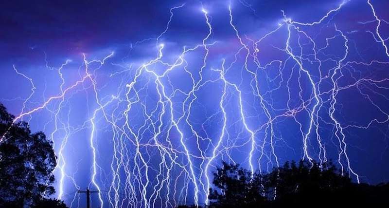 В Украину несется ураган: какие регионы накроет В Украину несется ураган: какие регионы накроет