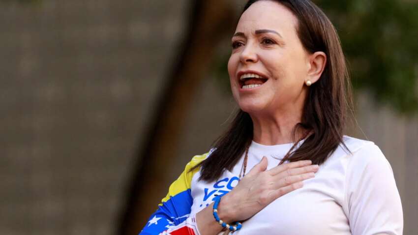 Лідерка венесуельської опозиції заявила, що готова віддати Трампу свою Нобелівську премію миру