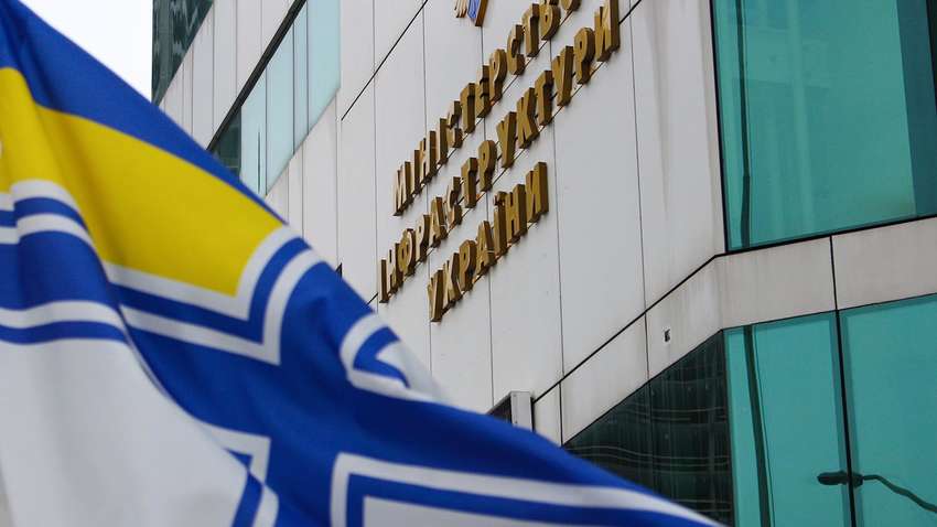 ЗМІ озвучили імена головних претендентів на крісло міністра інфраструктури