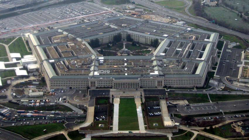 США делают шаг назад: Украина рискует потерять ключевое преимущество на фронте США делают шаг назад: Украина рискует потерять ключевое преимущество на фронте