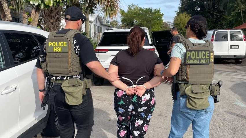 У Трампа готуються відновити затримання іммігрантів: скільки українців це може торкнутися