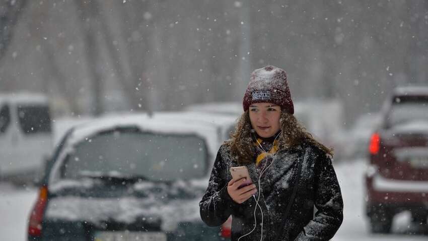 Снег до 15 см и минусовые отметки на термометрах: украинцев предупредили о возвращении зимы 