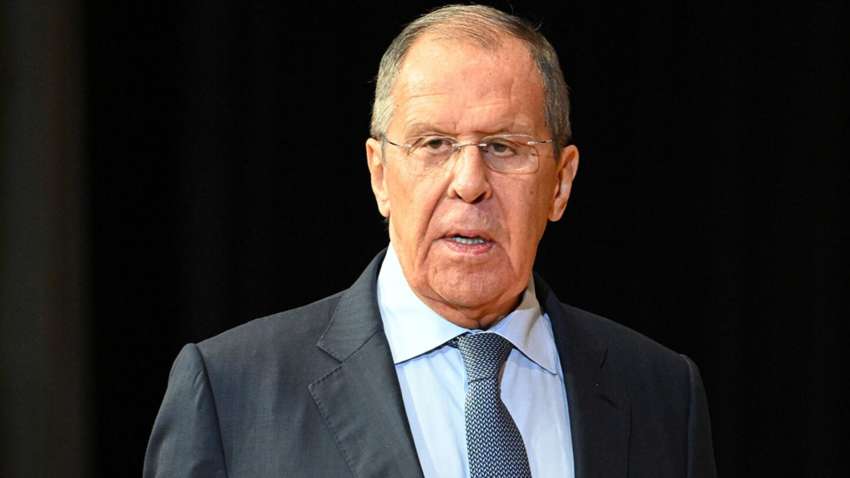 Лавров назвав, скільки країн намагаються розвалити Росію