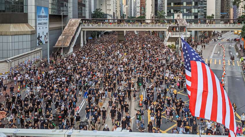 В США решили поддержать протестующих в Гонконге