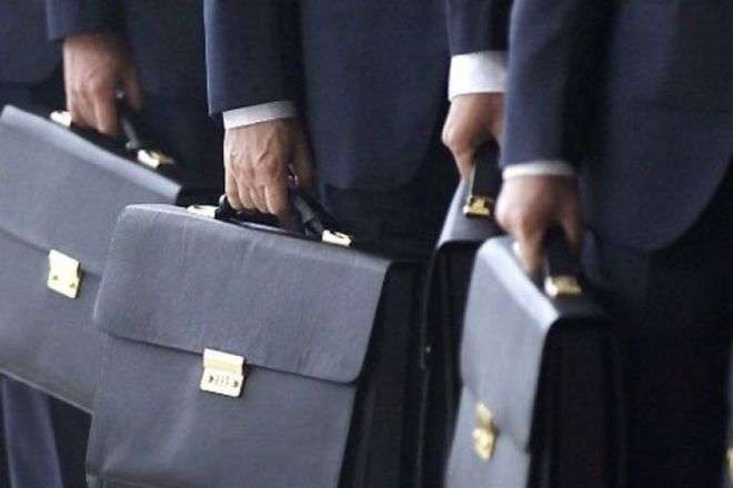 Чиновникам більше не доведеться подавати електронні декларації: НАЗК закриває реєстр