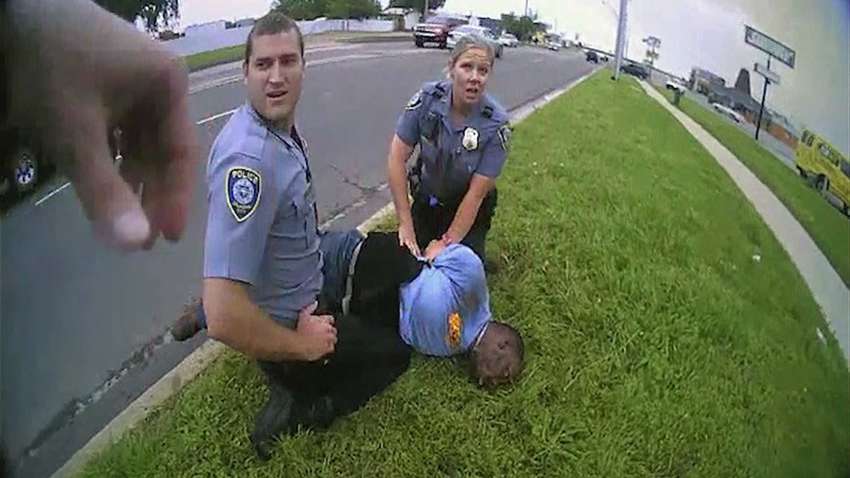 В Сети показали видео смертельного задержания еще одного афроамериканца в США