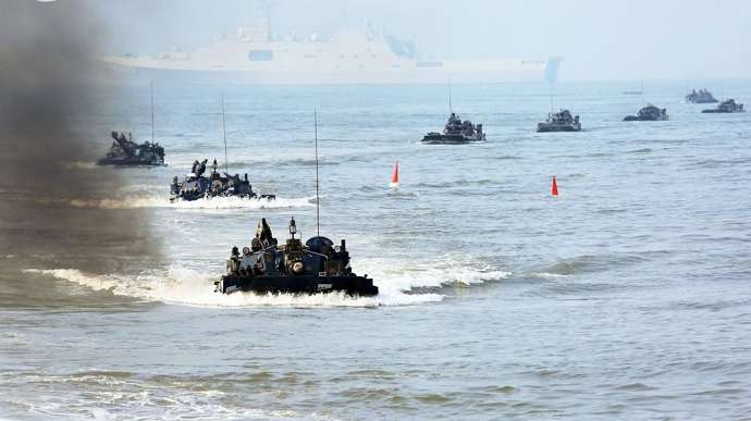 Китайские и российские суда появились возле Аляски: чем ответили США