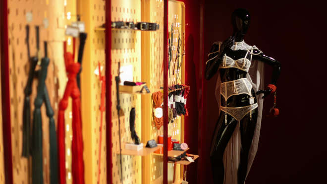 Хакери "допомогли" росіянину замість дронів купити секс-іграшки для армії РФ на 25 тис.