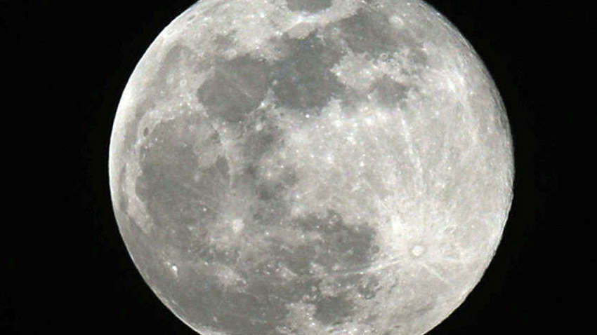 Астрономи зробили самий чіткий знімок місячного кратера: як він виглядає (ФОТО) Астрономи зробили самий чіткий знімок місячного кратера: як він виглядає (ФОТО)