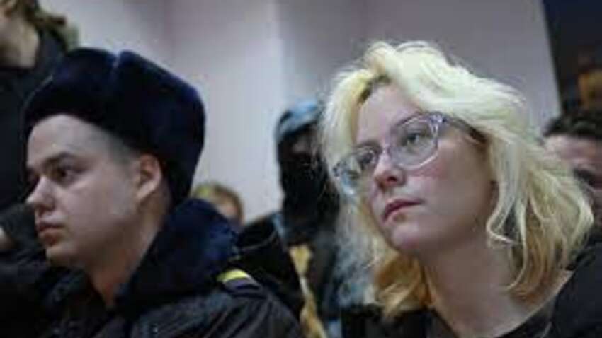 Третий раз арестовали певицу Наоко – 18-летняя исполнительница не молчит, несмотря на давление российских властей Третий раз арестовали певицу Наоко – 18-летняя исполнительница не молчит, несмотря на давление российских властей