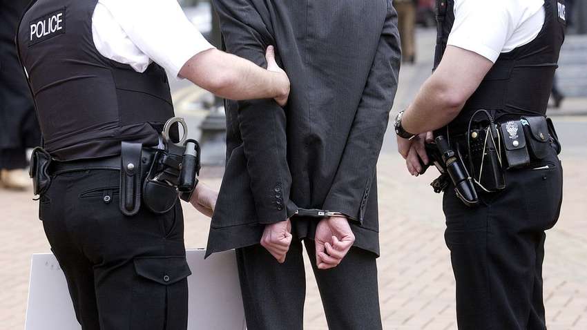 Британия арестовала российского олигарха по подозрению в отмывании денег Британия арестовала российского олигарха по подозрению в отмывании денег