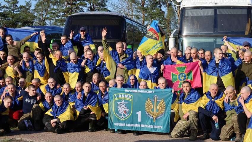Сколько украинцев удалось освободить из плена РФ с начала войны: Зеленский озвучил цифры Сколько украинцев удалось освободить из плена РФ с начала войны: Зеленский озвучил цифры