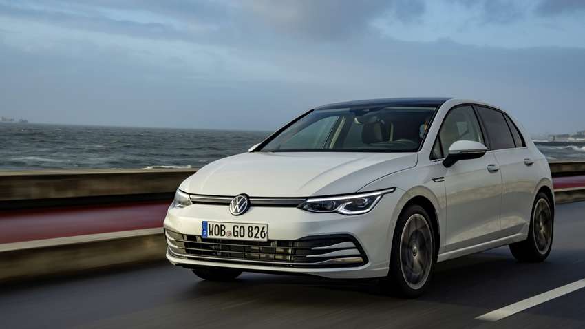 Українці активно купують старі авто: топ-10 моделей січня