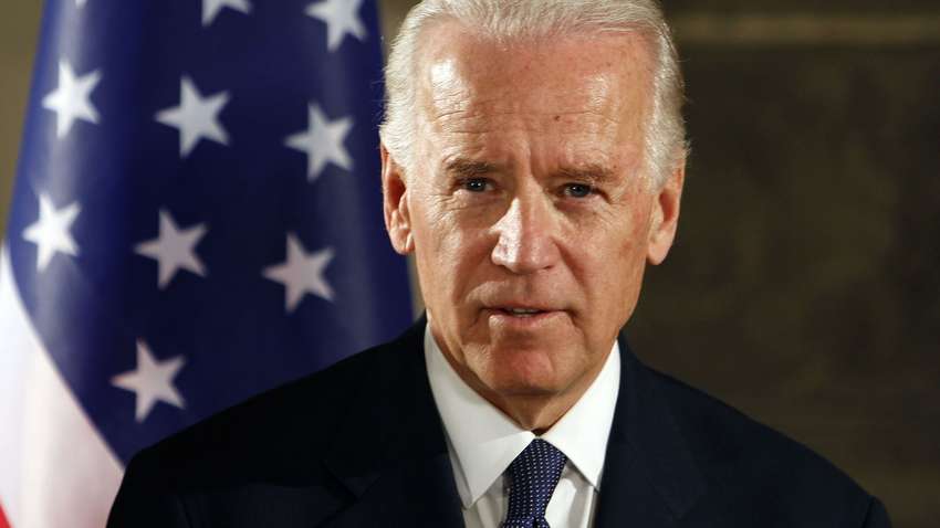 Байден збирається ввести жорсткі санкції проти Росії