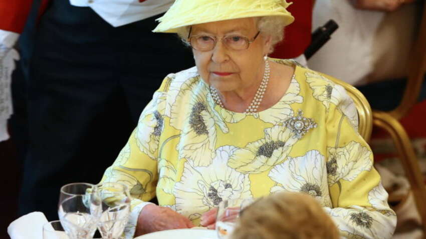 Королева Елизавета II имела любимое блюдо, которое может приготовить каждый — узнайте рецепт, покоривший Ее Величество