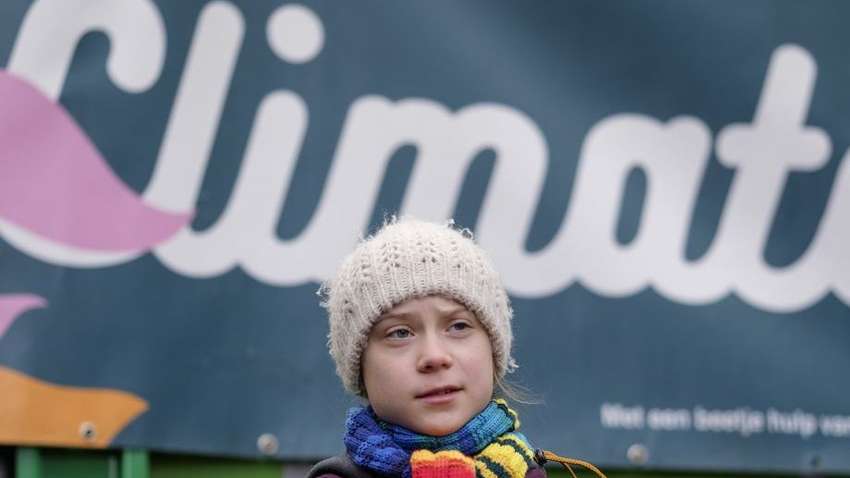 Грета Тунберг закликала проводити кліматичні страйки онлайн