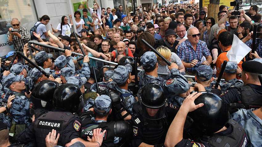 ПАРЄ вражена масовими затриманнями в Москві