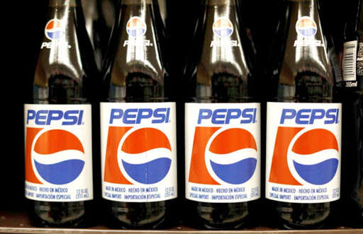 Він першим привіз Pepsi в СРСР: у США помер співзасновник брендового газованого напою 