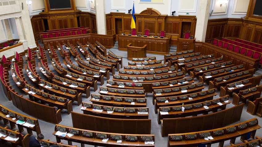 Народные депутаты соберутся в субботу 