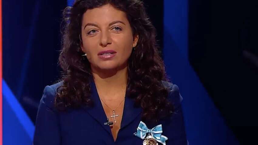 Головна пропагандистка Кремля втратила волосся, а тепер набрала вагу: як вона виглядає (ФОТО)