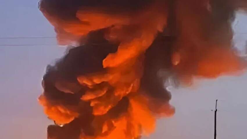 Удар по паливній інфраструктурі РФ: палає нафтобаза під Волгоградом, атаковано великий НПЗ Удар по паливній інфраструктурі РФ: палає нафтобаза під Волгоградом, атаковано великий НПЗ