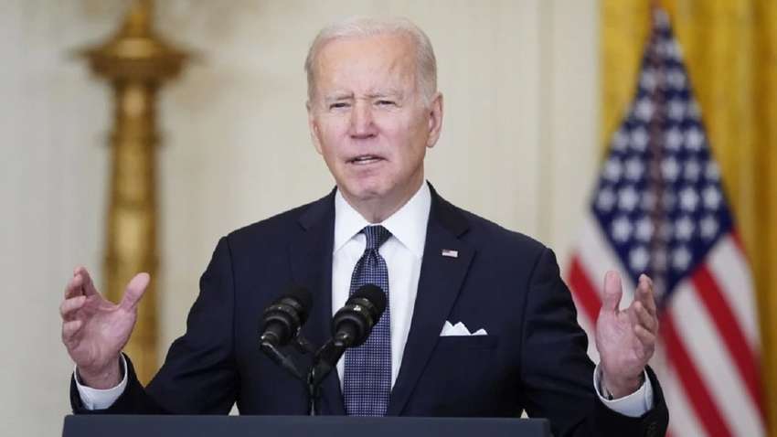 Запад снова бьет санкциями Россию: эксперты оценили очередной сигнал от Байдена