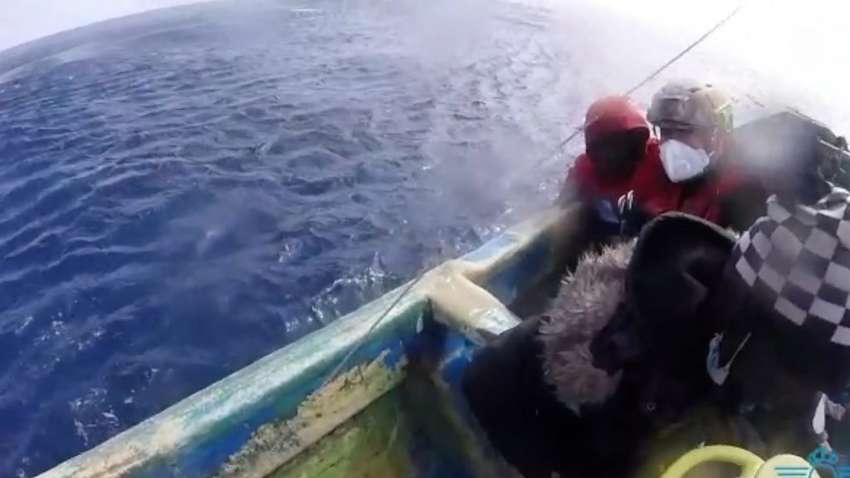 27 мігрантів загинули, намагаючись через Ла-Манш дістатися Британії