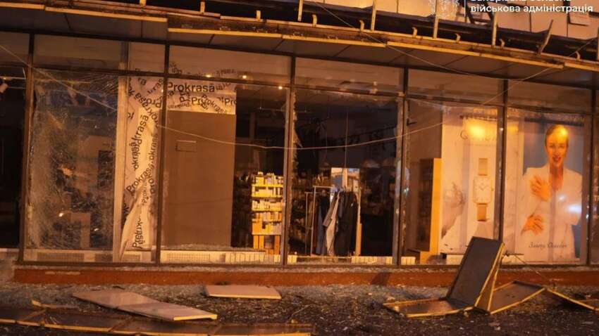 Страшные разрушения и многие пострадавшие: РФ беспощадно атаковала Запорожье