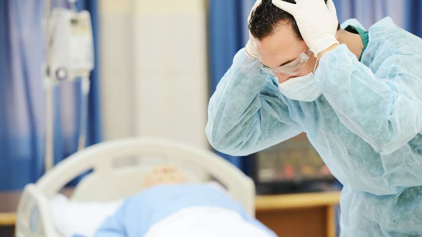 Затримано відомого німецького кардіолога: чоловіка підозрюють в умисному вбивстві пацієнтів