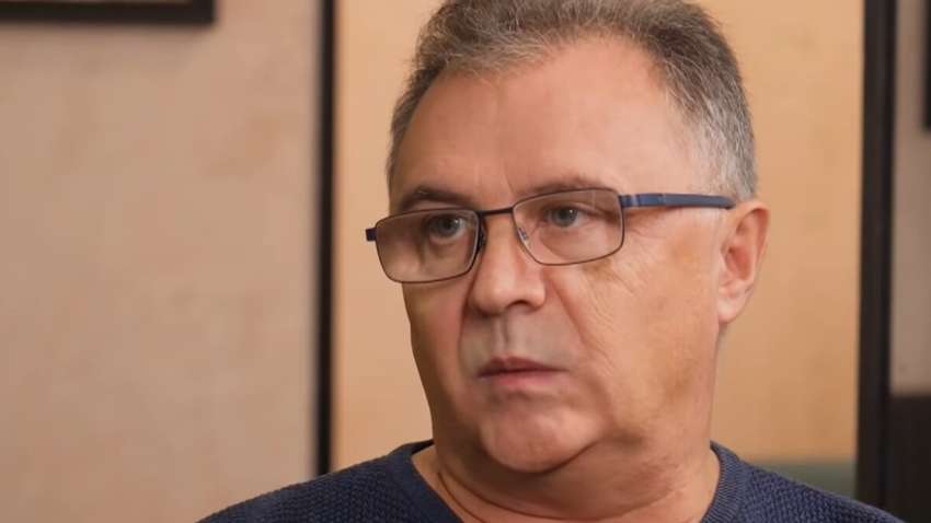 Украинский продюсер, дом которого полностью сожгли оккупанты во время наступления, уехал в Россию