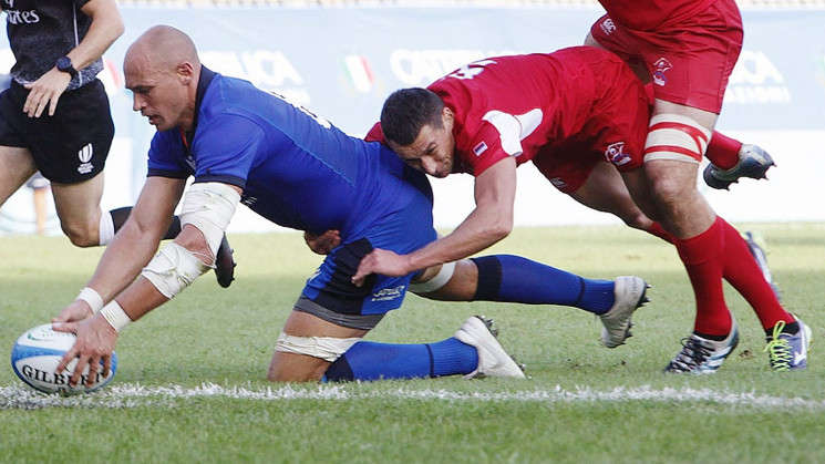 От сердечного приступа скончался знаменитый регбист 