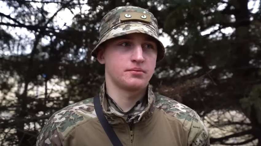 "Вісім метрів від мене і я дивлюсь на його обличчя": бої в Бахмуті