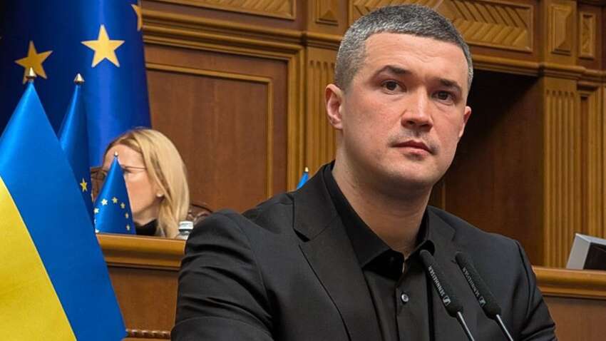 «Выборы во время войны разорвут страну изнутри»: политикум и активисты отреагировали на заявление Михаила Федорова «Выборы во время войны разорвут страну изнутри»: политикум и активисты отреагировали на заявление Михаила Федорова